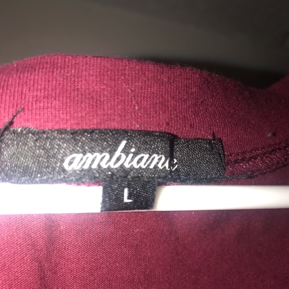 Women’s shirt - Picture 2 of 2